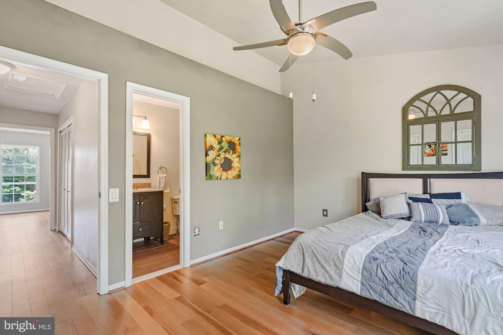 7204 Stover Drive Alexandria, VA 22306 - Photo 12 of 27 Primary Bedroom towards bath