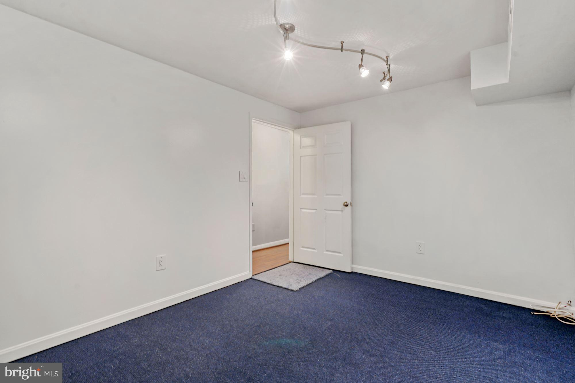 7204 Stover Drive Alexandria, VA 22306 - Photo 22 of 27 Bonus Room/office