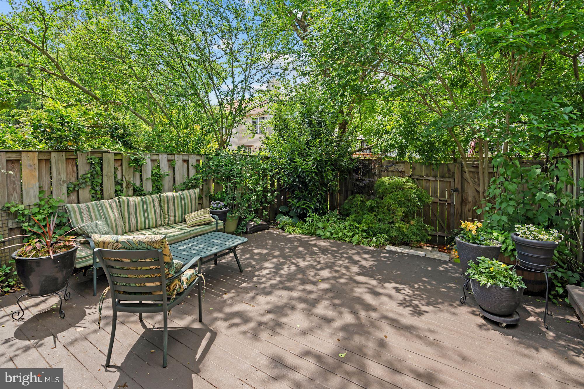 7204 Stover Drive Alexandria, VA 22306 - Photo 25 of 27 Exterior