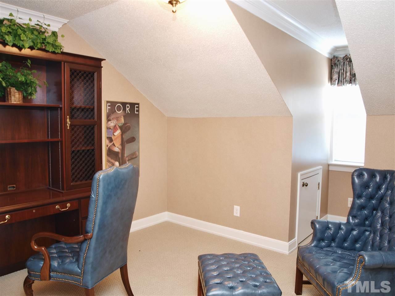 2107 Landings Way Raleigh, NC 27615 - Photo 14 of 23