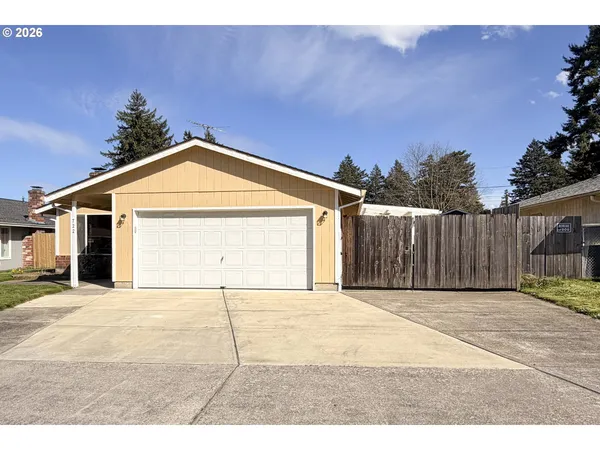 $430,000 | 722 Northeast 197th Avenue, Portland, OR 97230