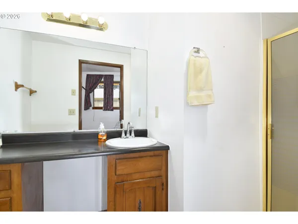 $430,000 | 722 Northeast 197th Avenue, Portland, OR 97230