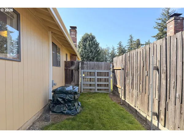 $430,000 | 722 Northeast 197th Avenue, Portland, OR 97230