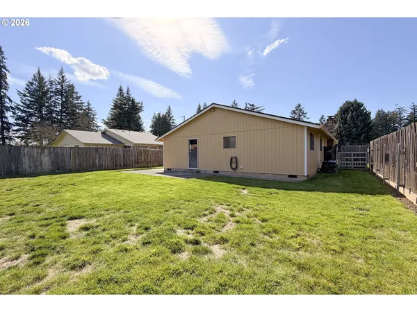 $430,000 | 722 Northeast 197th Avenue, Portland, OR 97230