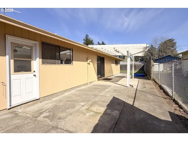 $430,000 | 722 Northeast 197th Avenue, Portland, OR 97230