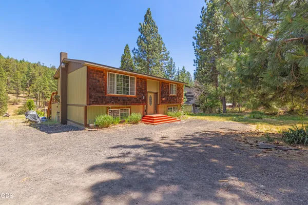 $365,000 | 8511 McLaughlin Lane, Klamath Falls, OR 97601