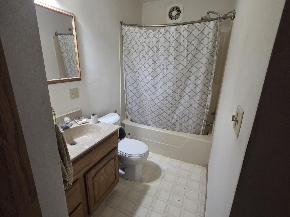 5546 Langer Road Medina, WI 53559 - Photo 19 of 27 Full Bath