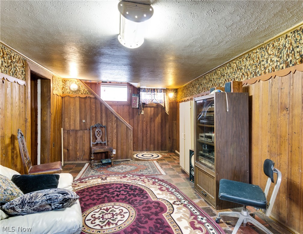 17700 Ingleside Road Cleveland, OH 44119 - Photo 16 of 17 Gallery Image 16