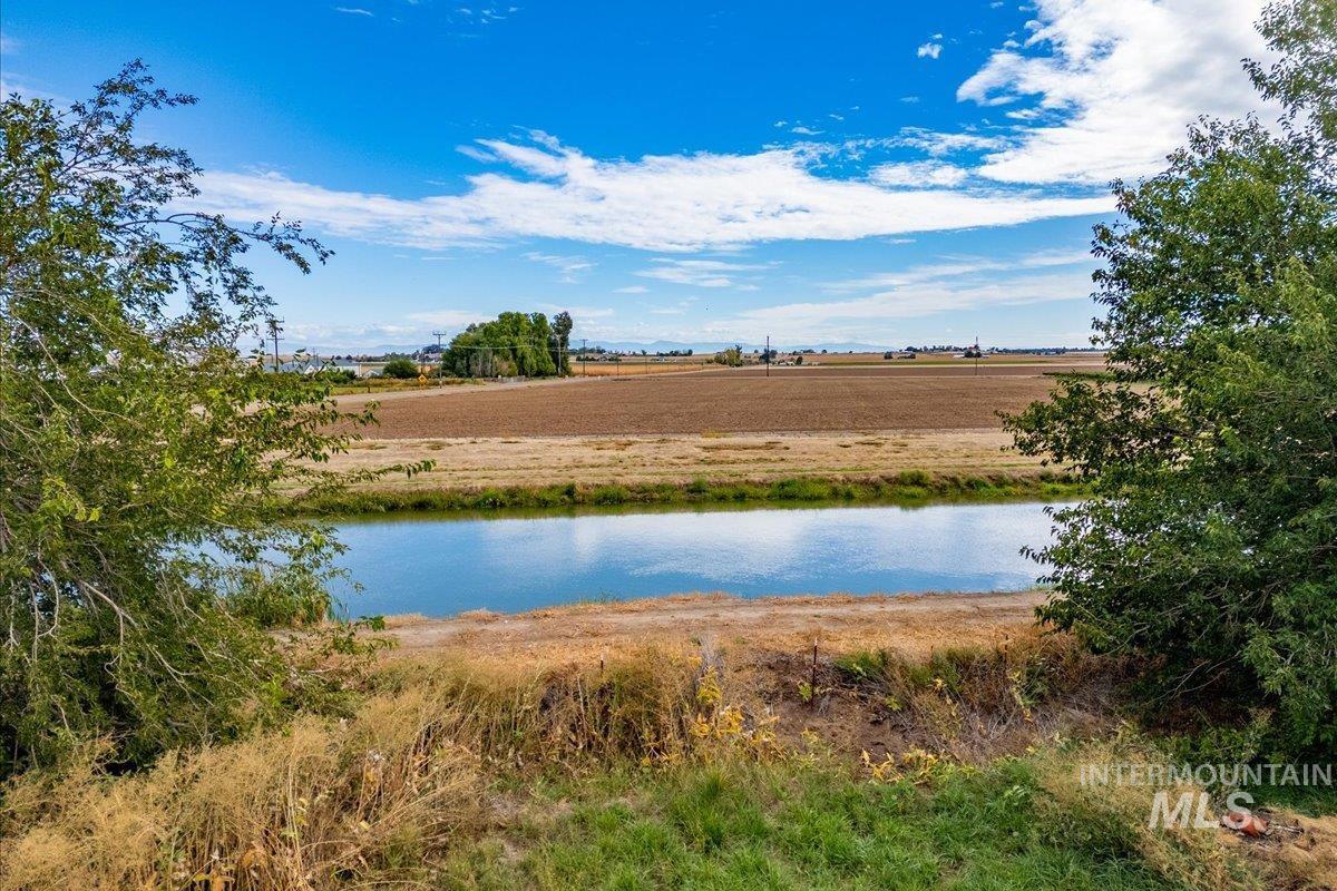 19241 West Homedale Road Caldwell, ID 83607 - Photo 16 of 18 Water view with rural landscape