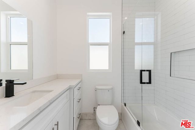 $3,500 | 1238 1/2 North Beachwood Drive, Los Angeles, CA 90038