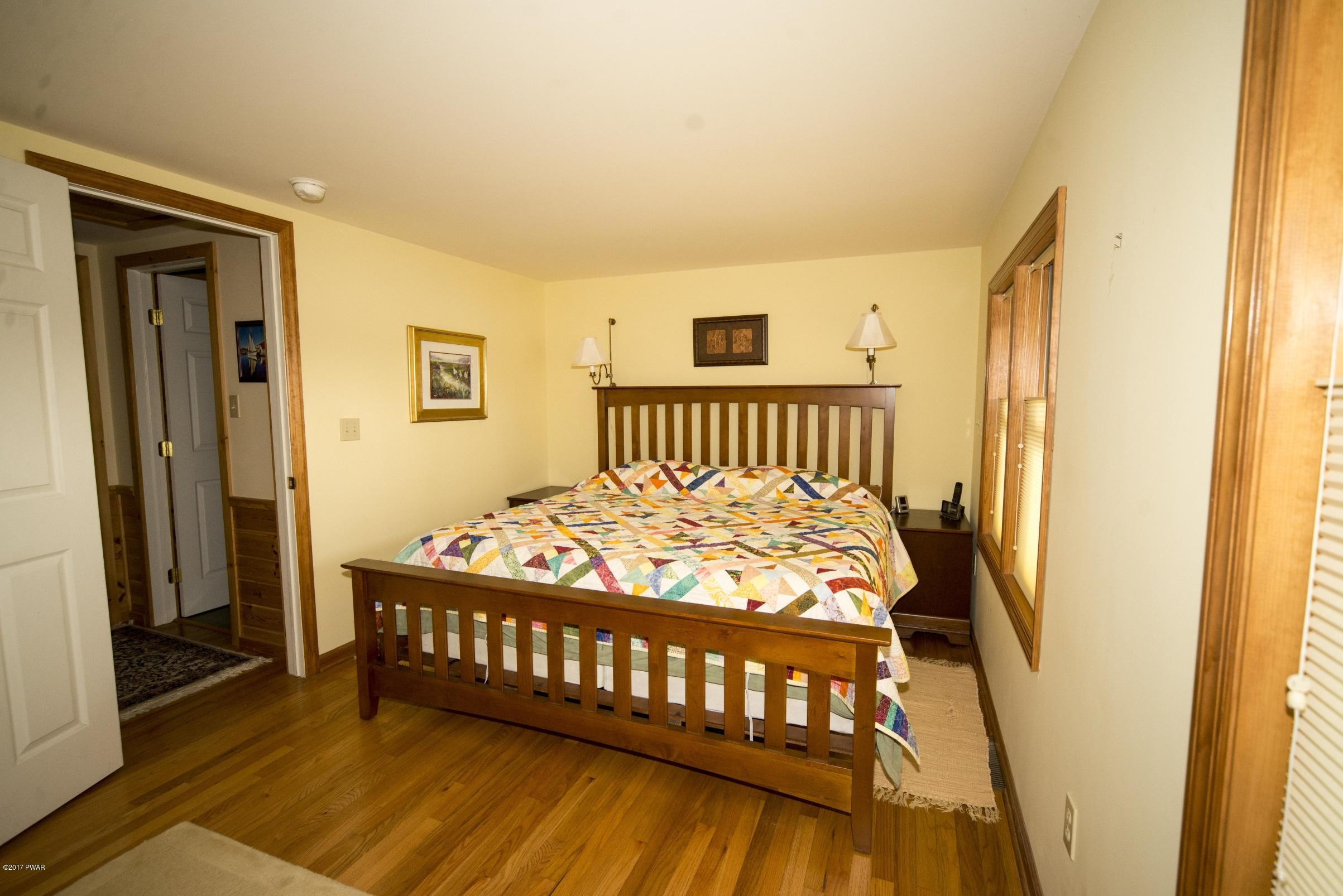 120 Lake In The Clouds Road Canadensis, PA 18325 - Photo 18 of 34 Master bedroom