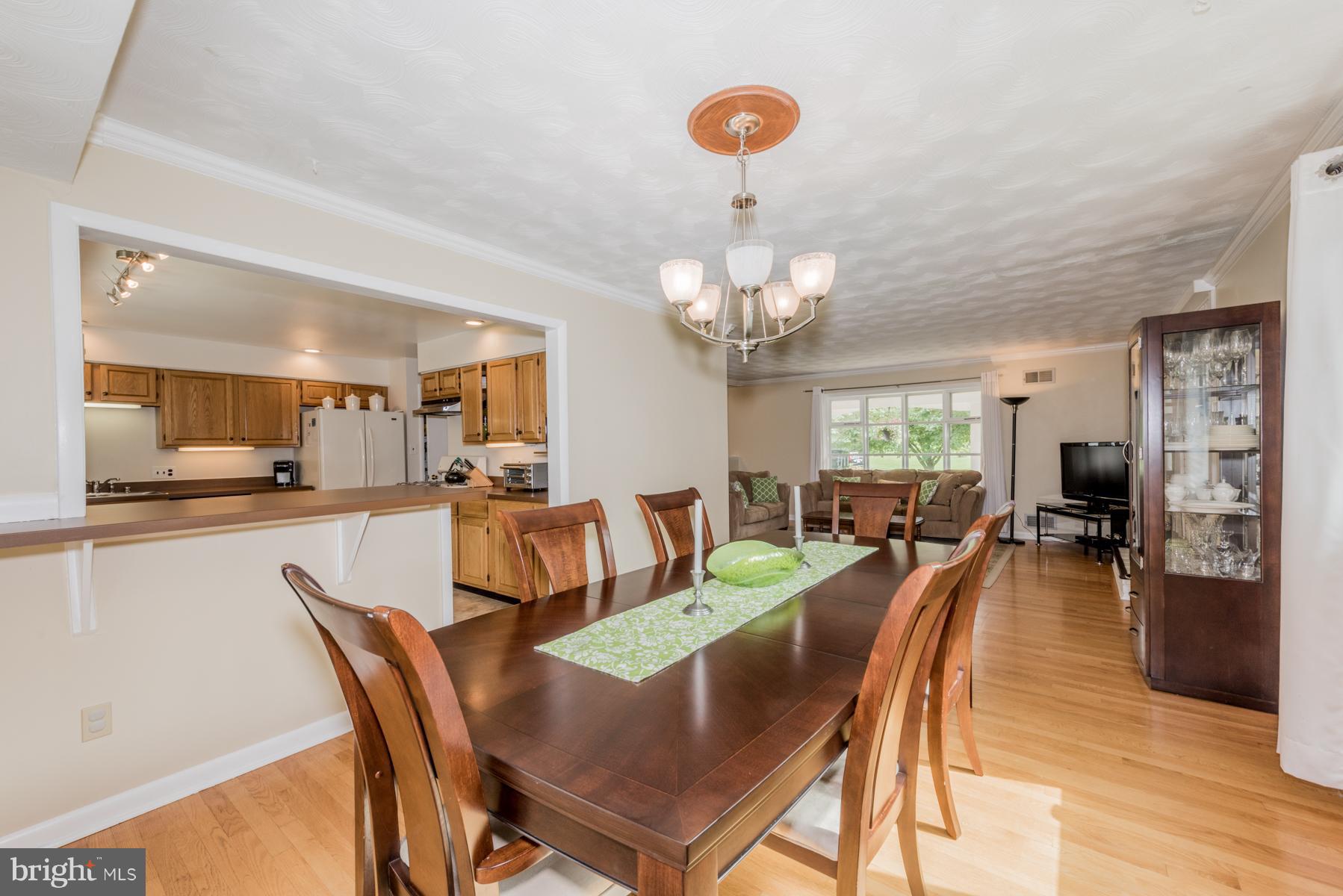14600 Sturtevant Road Silver Spring, MD 20905 - Photo 7 of 29 Dining Room