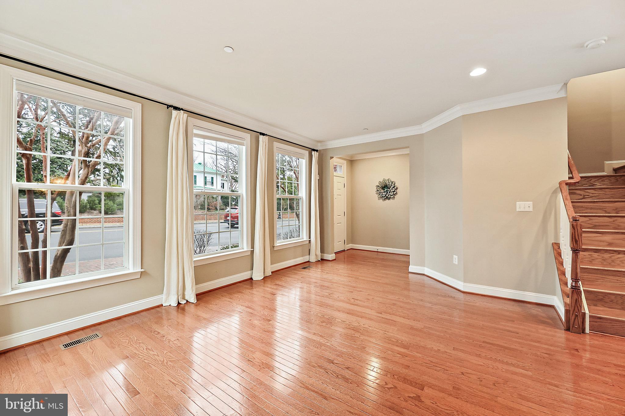 3917 Chain Bridge Road Fairfax, VA 22030 - Photo 15 of 56 Gallery Image 15