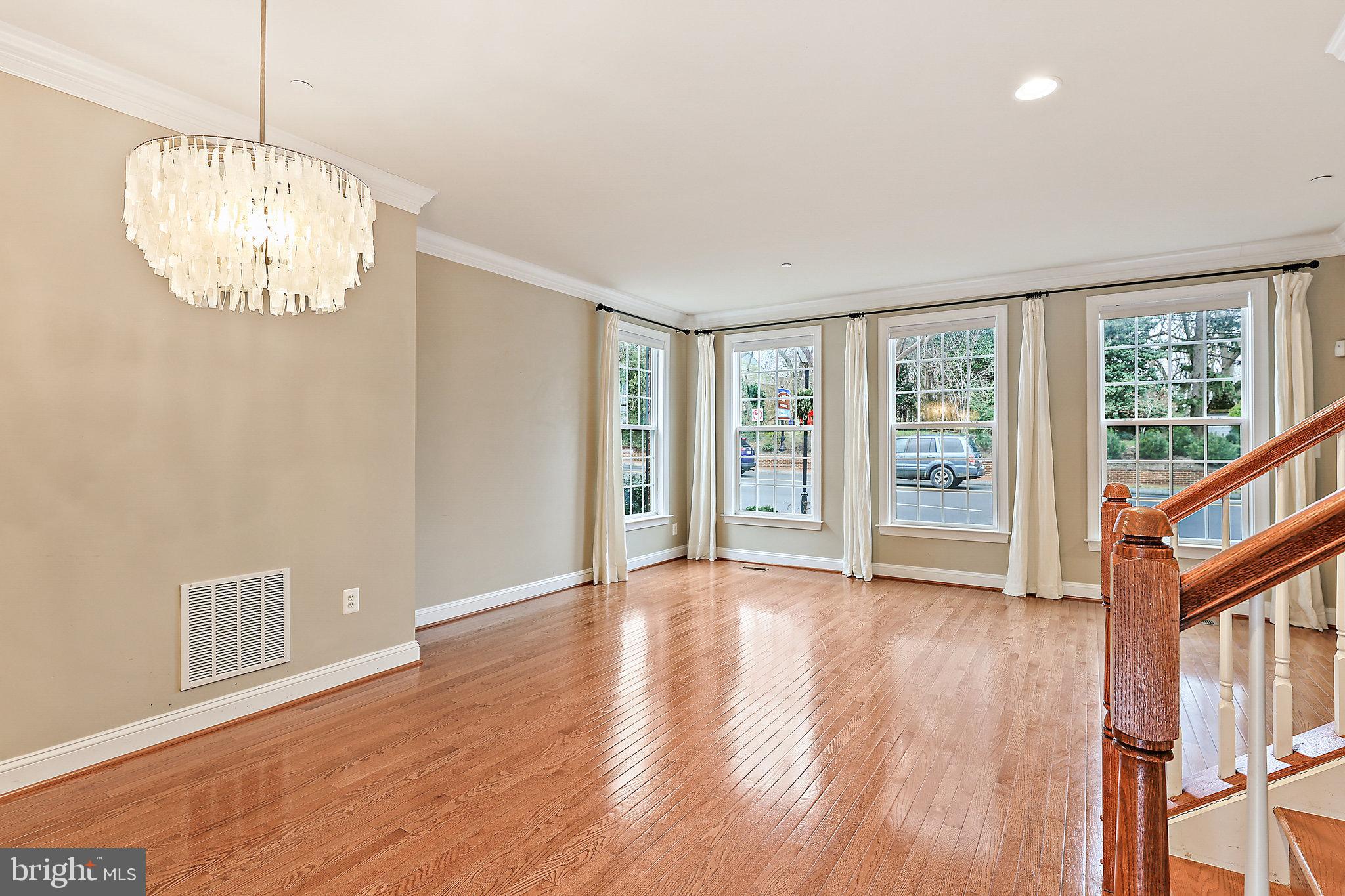3917 Chain Bridge Road Fairfax, VA 22030 - Photo 16 of 56 Gallery Image 16