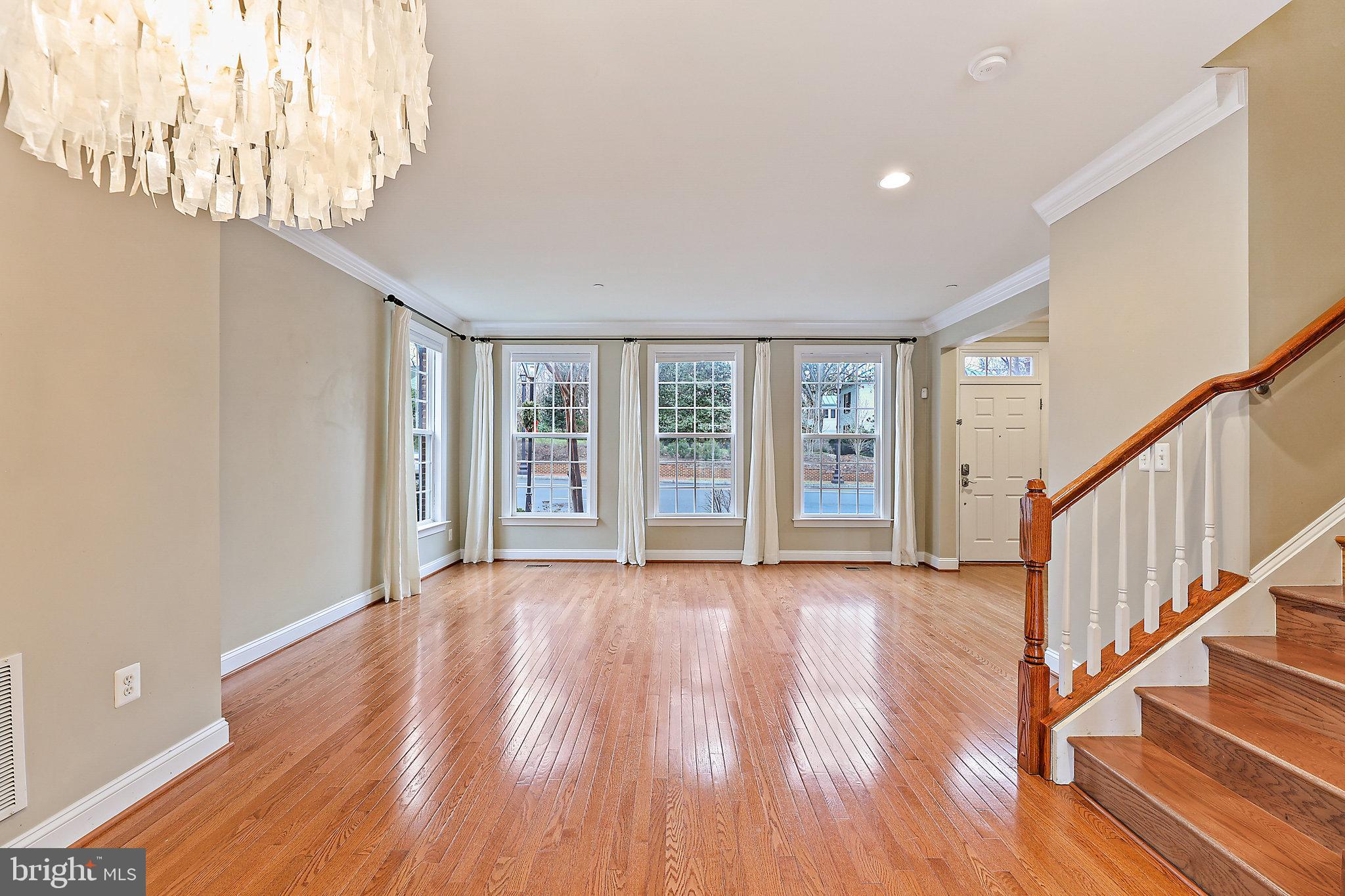 3917 Chain Bridge Road Fairfax, VA 22030 - Photo 17 of 56 Gallery Image 17