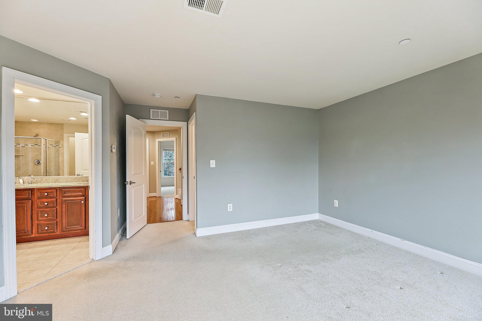 3917 Chain Bridge Road Fairfax, VA 22030 - Photo 24 of 56 Gallery Image 24