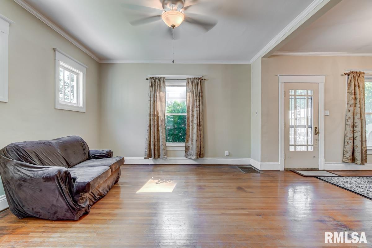 129 North English Avenue Springfield, IL 62702 - Photo 6 of 30 Gallery Image 6