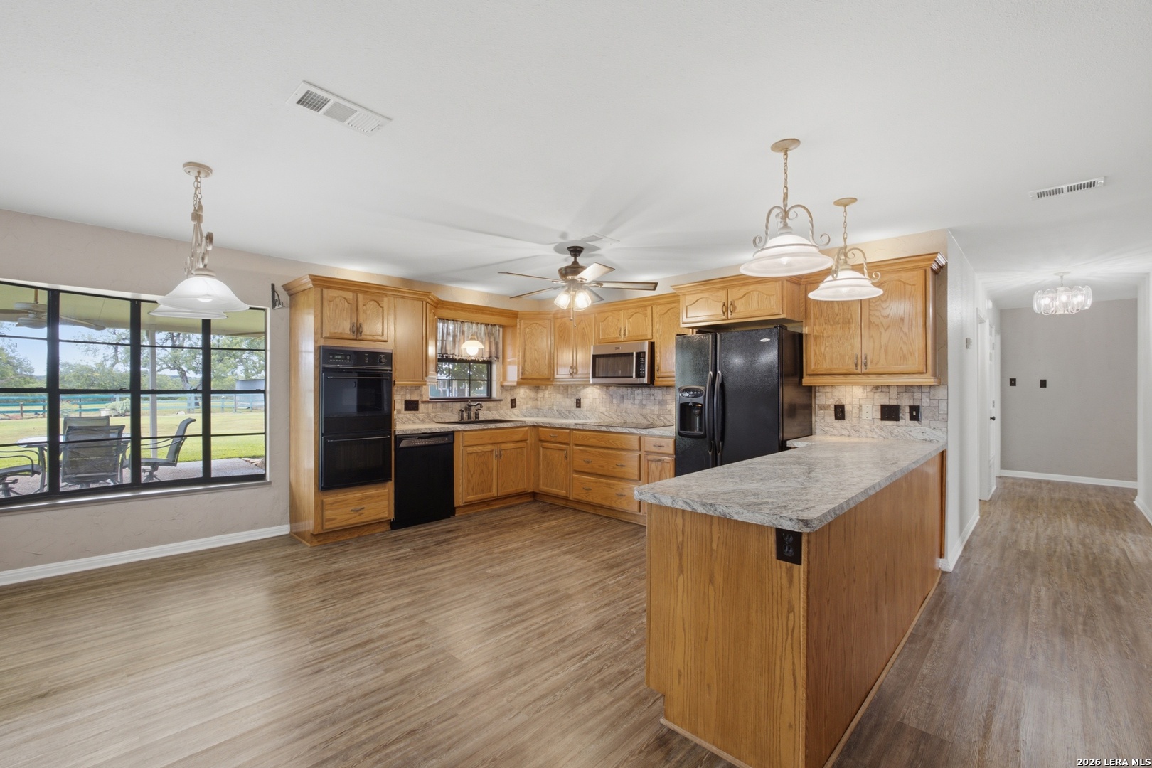 7970 Knowlton Road San Antonio, TX 78263 - Photo 6 of 45