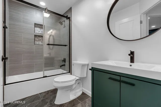 $619,999 | 324 Oak Knoll Drive, Englishtown, NJ 07726