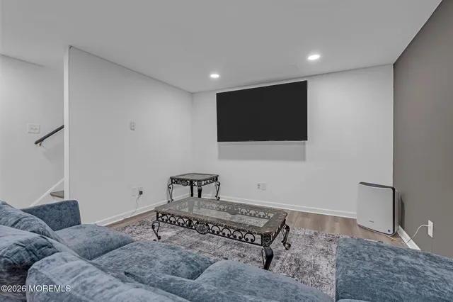 $619,999 | 324 Oak Knoll Drive, Englishtown, NJ 07726