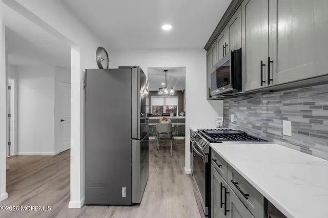 $619,999 | 324 Oak Knoll Drive, Englishtown, NJ 07726