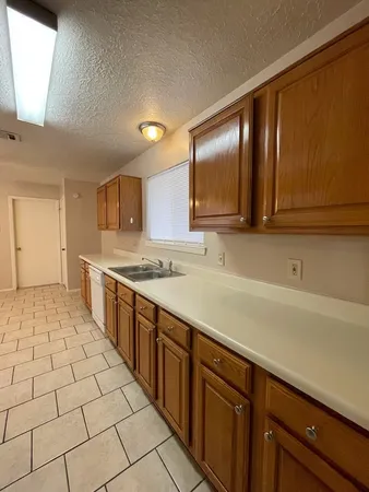 $1,995 | 2126 Collingsfield Drive, Sugar Land, TX 77478