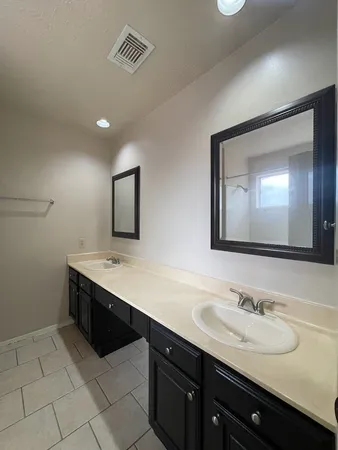 $1,995 | 2126 Collingsfield Drive, Sugar Land, TX 77478