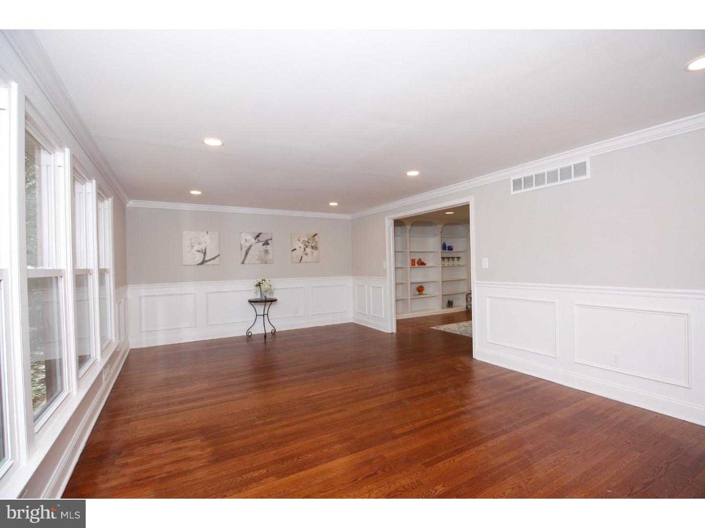 123 West Riding Road Cherry Hill, NJ 08003 - Photo 4 of 17 Gallery Image 4