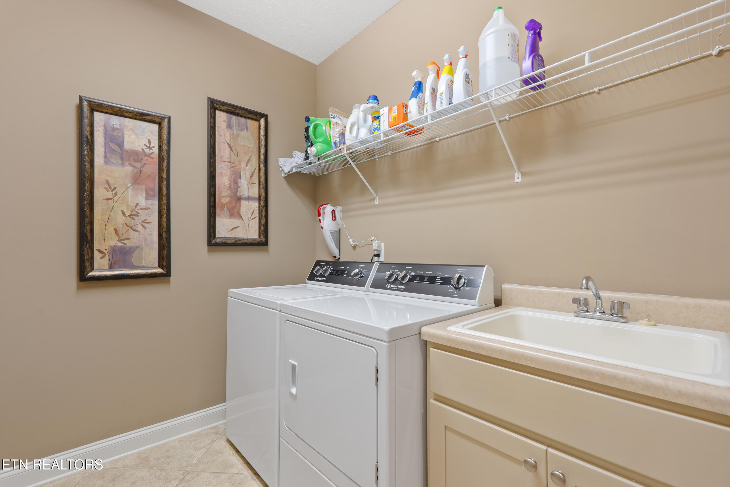 1069 Rarity Bay Parkway Vonore, TN 37885 - Photo 30 of 51 DSC08851