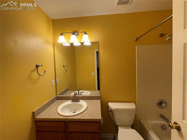 1729 Keswick Road Colorado Springs, CO 80906 - Photo 10 of 13