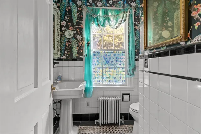 $899,900 | 1220 Hope Street, Bristol, RI 02809