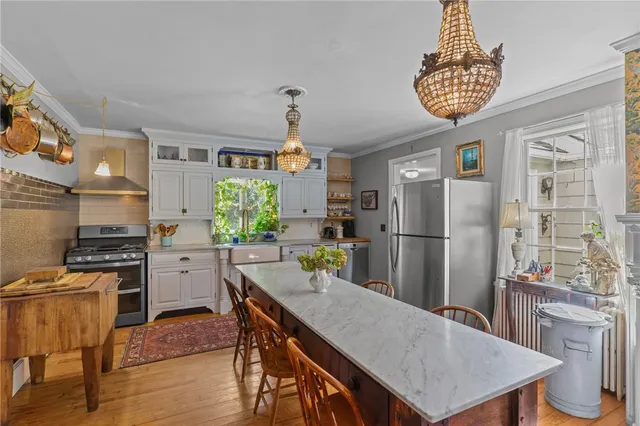 $899,900 | 1220 Hope Street, Bristol, RI 02809