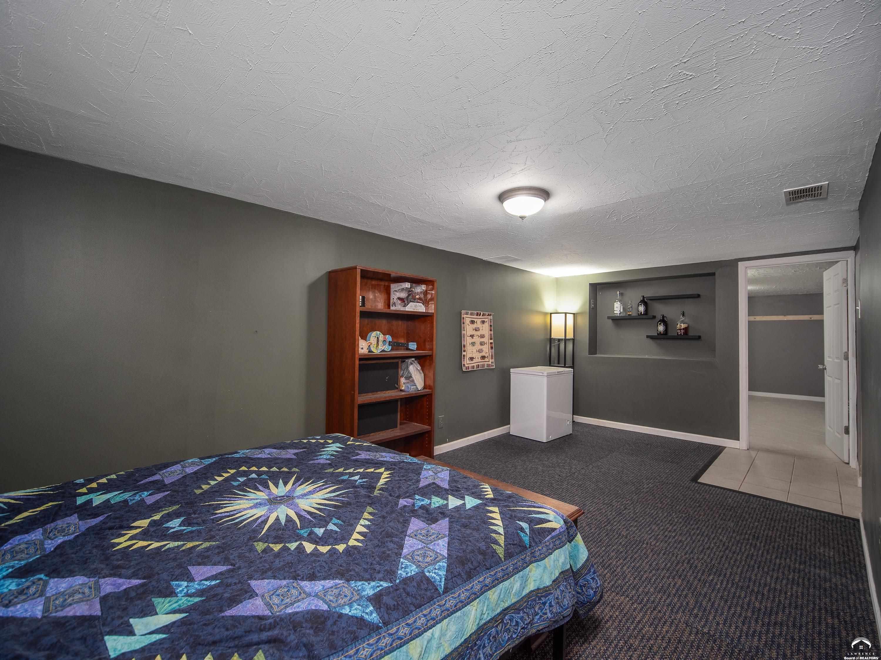 2712 Rawhide Lane Lawrence, KS 66046 - Photo 20 of 27