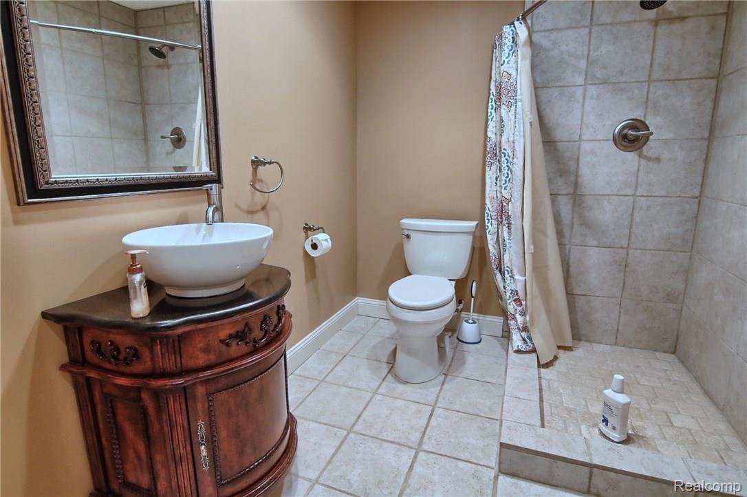 66701 Omo Road New Haven, MI 48050 - Photo 26 of 36 Finished Lower Level Bathroom