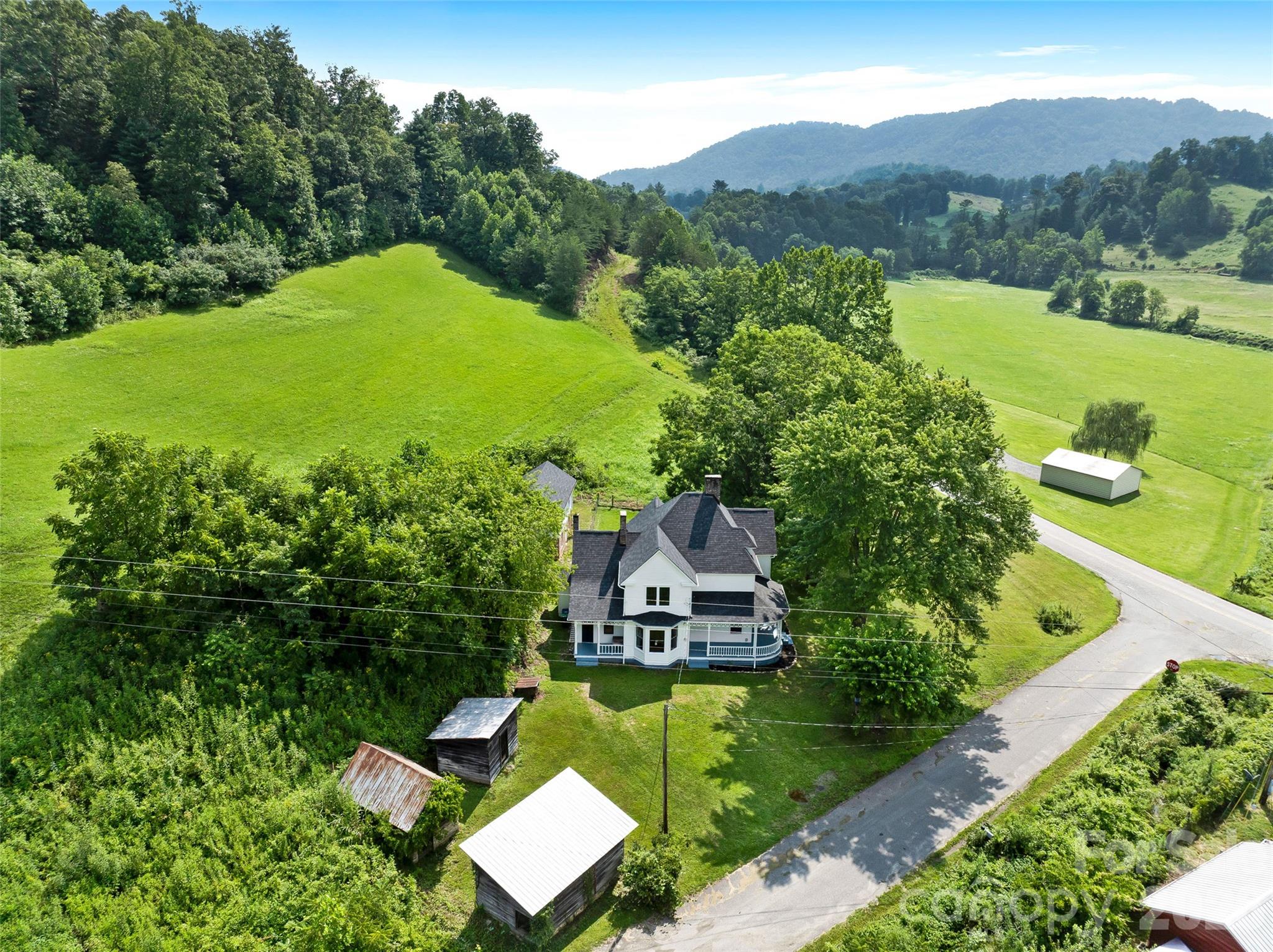 5 Clark Cove Road Leicester, NC 28748 - Photo 26 of 36 Gallery Image 26