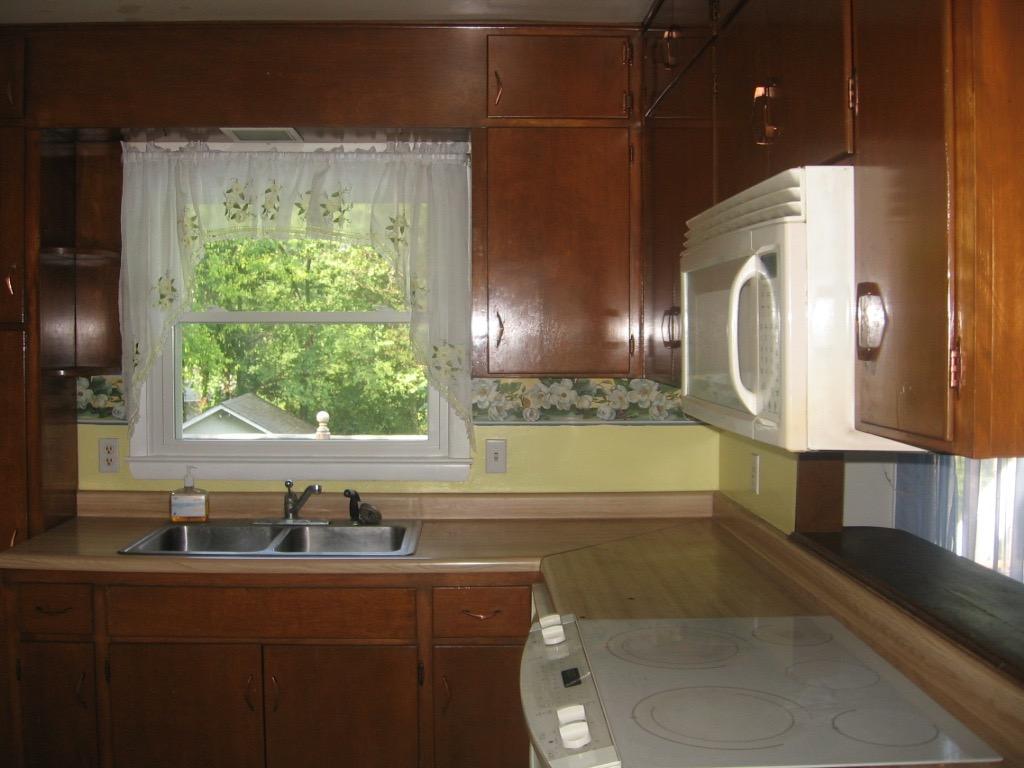 110 Dayton Road Oak Ridge, TN 37830 - Photo 2 of 21 IMG_4972