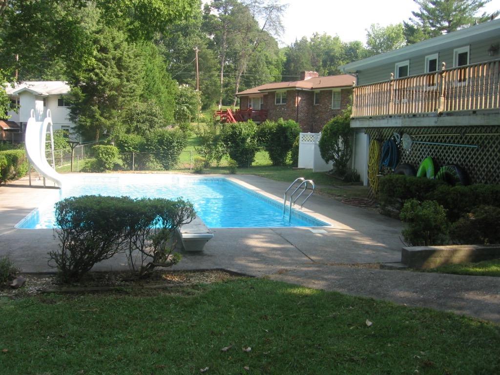 110 Dayton Road Oak Ridge, TN 37830 - Photo 16 of 21 IMG_4992