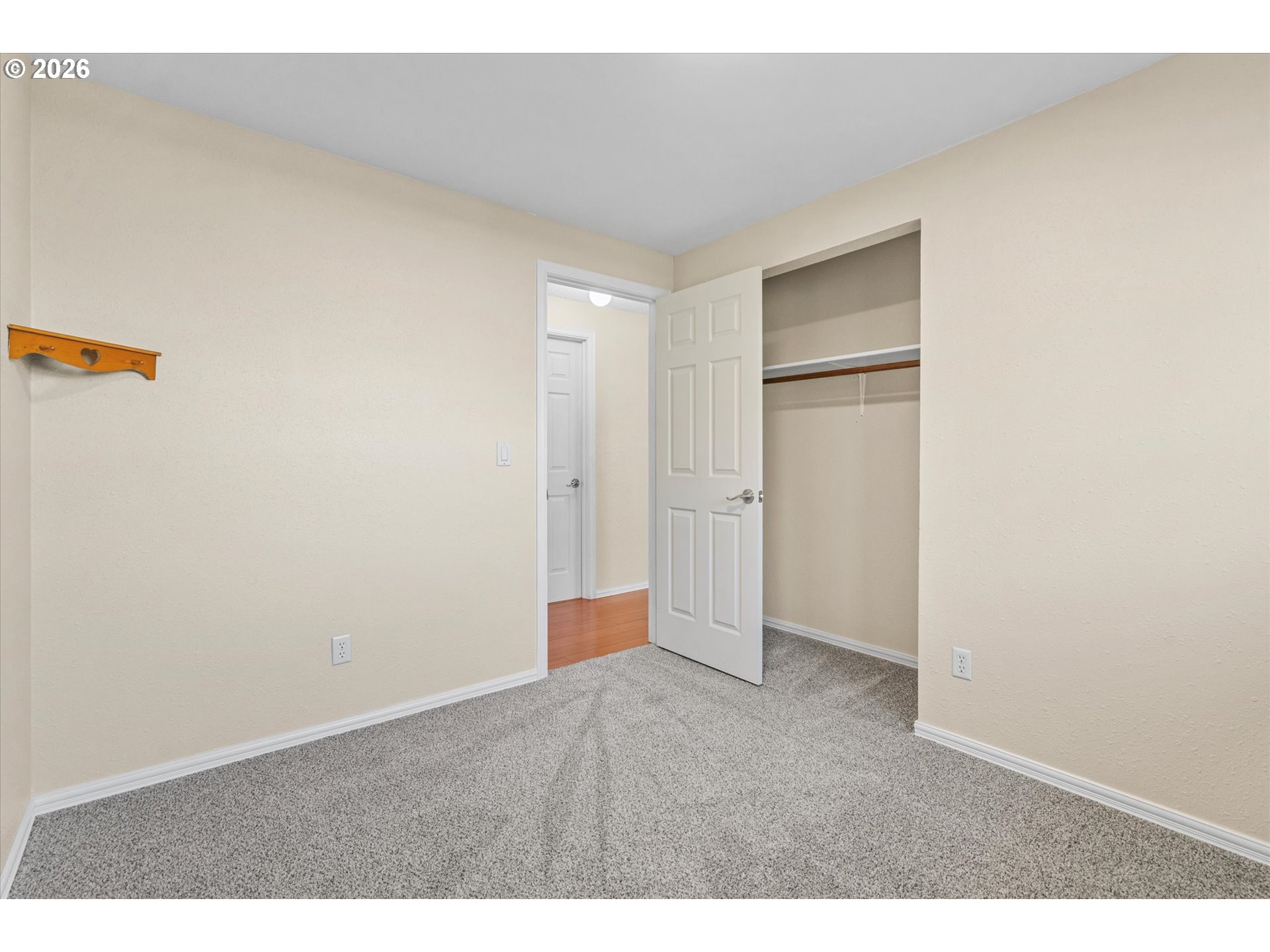 955 Southeast Hogan Road Gresham, OR 97080 - Photo 20 of 47