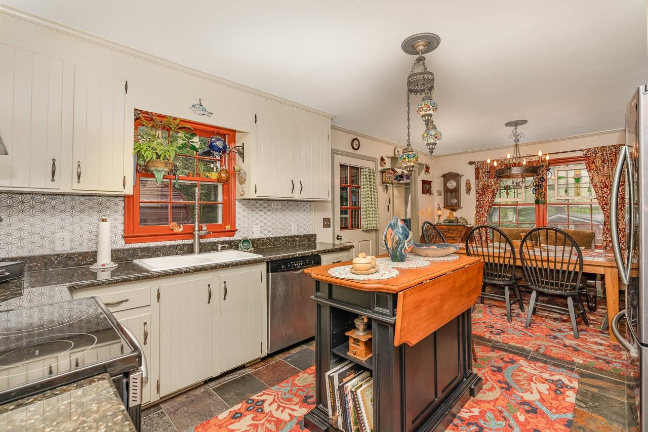 2025 Valley Ridge Court Raleigh, NC 27603 - Photo 22 of 32 Photo 22
