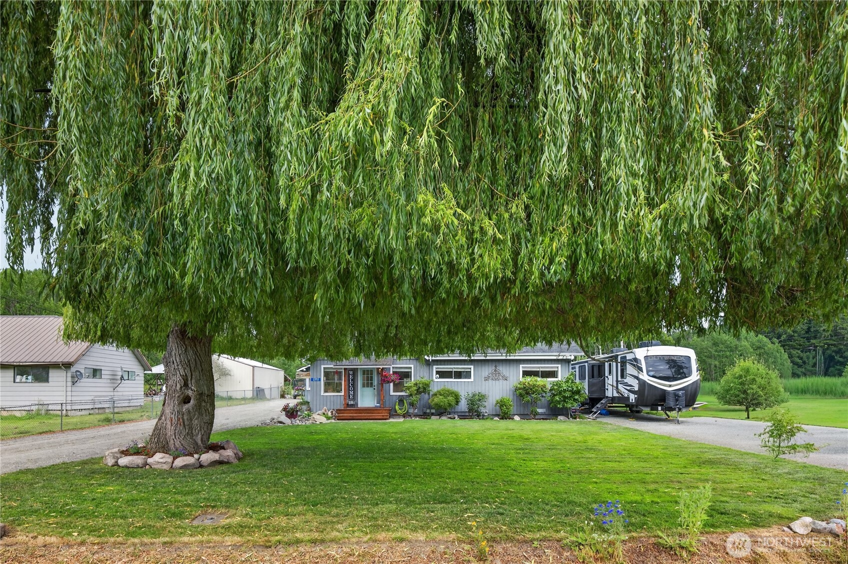 12951 Satterlee Road Anacortes, WA 98221 - Photo 34 of 36