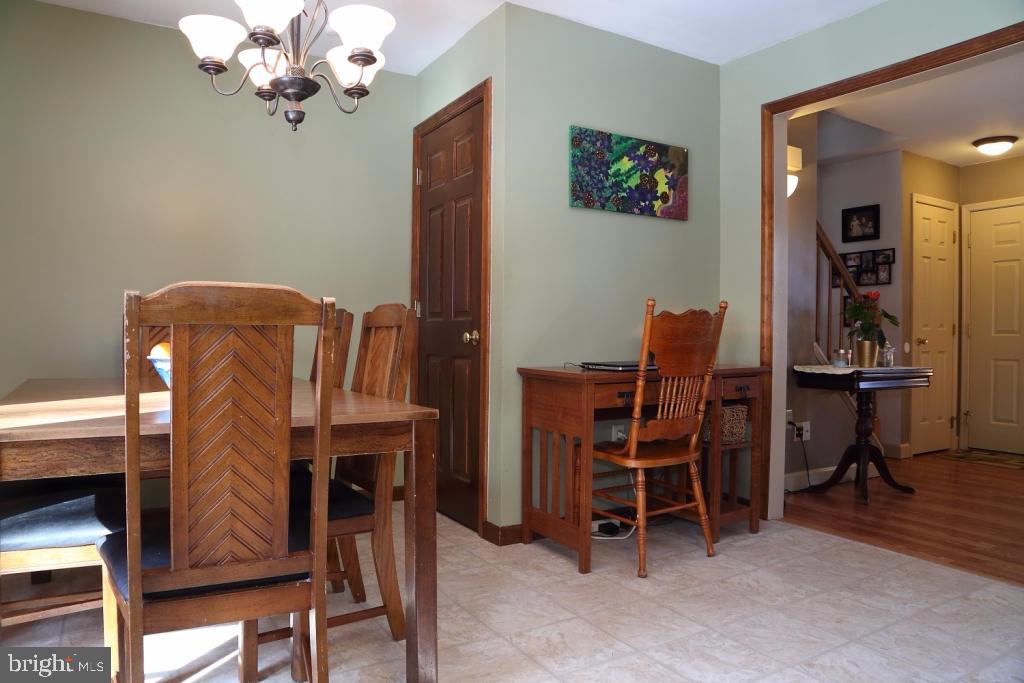 118 Chukar Court Lititz, PA 17543 - Photo 8 of 18