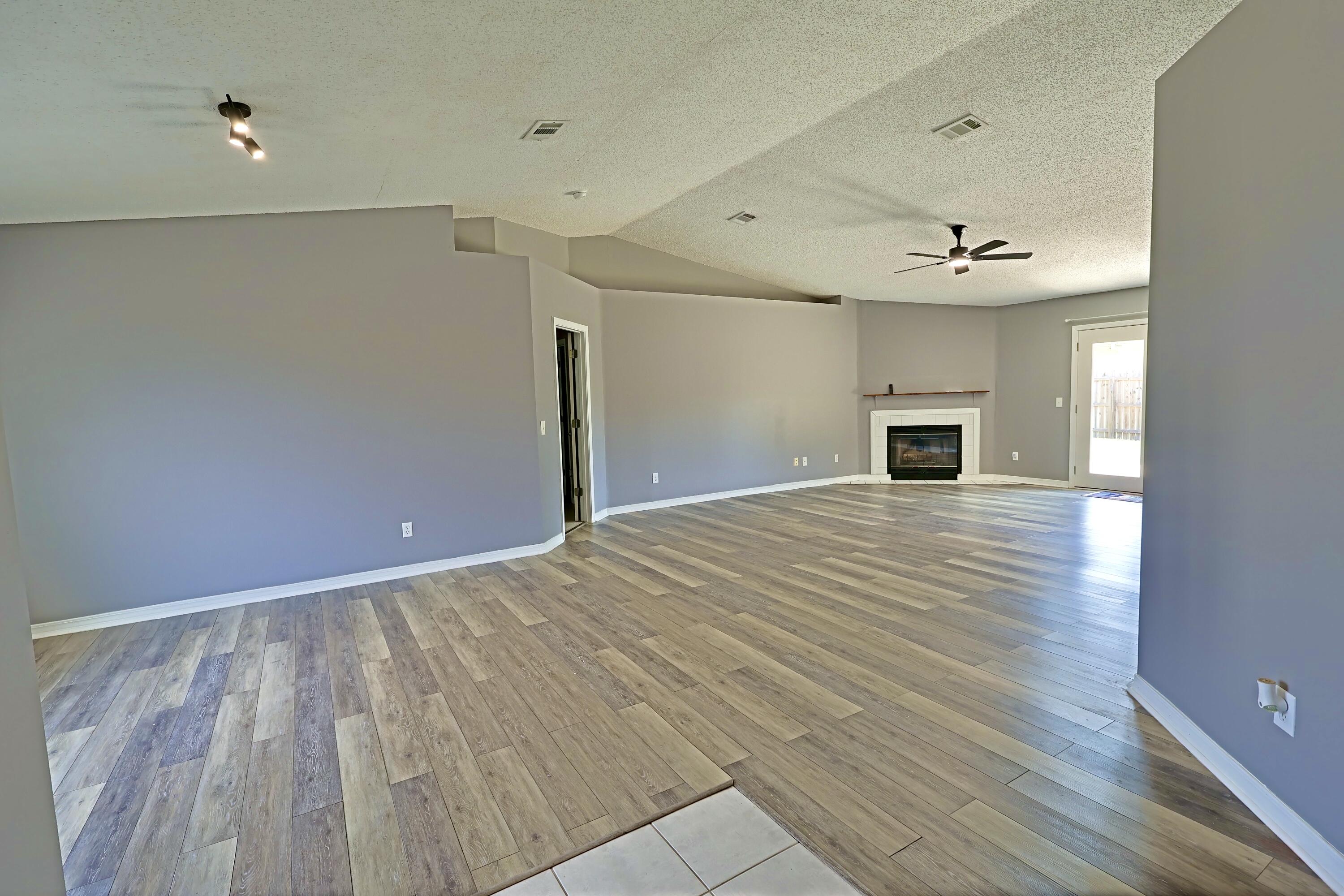 1965 Jessica Way Navarre, FL 32566 - Photo 14 of 31