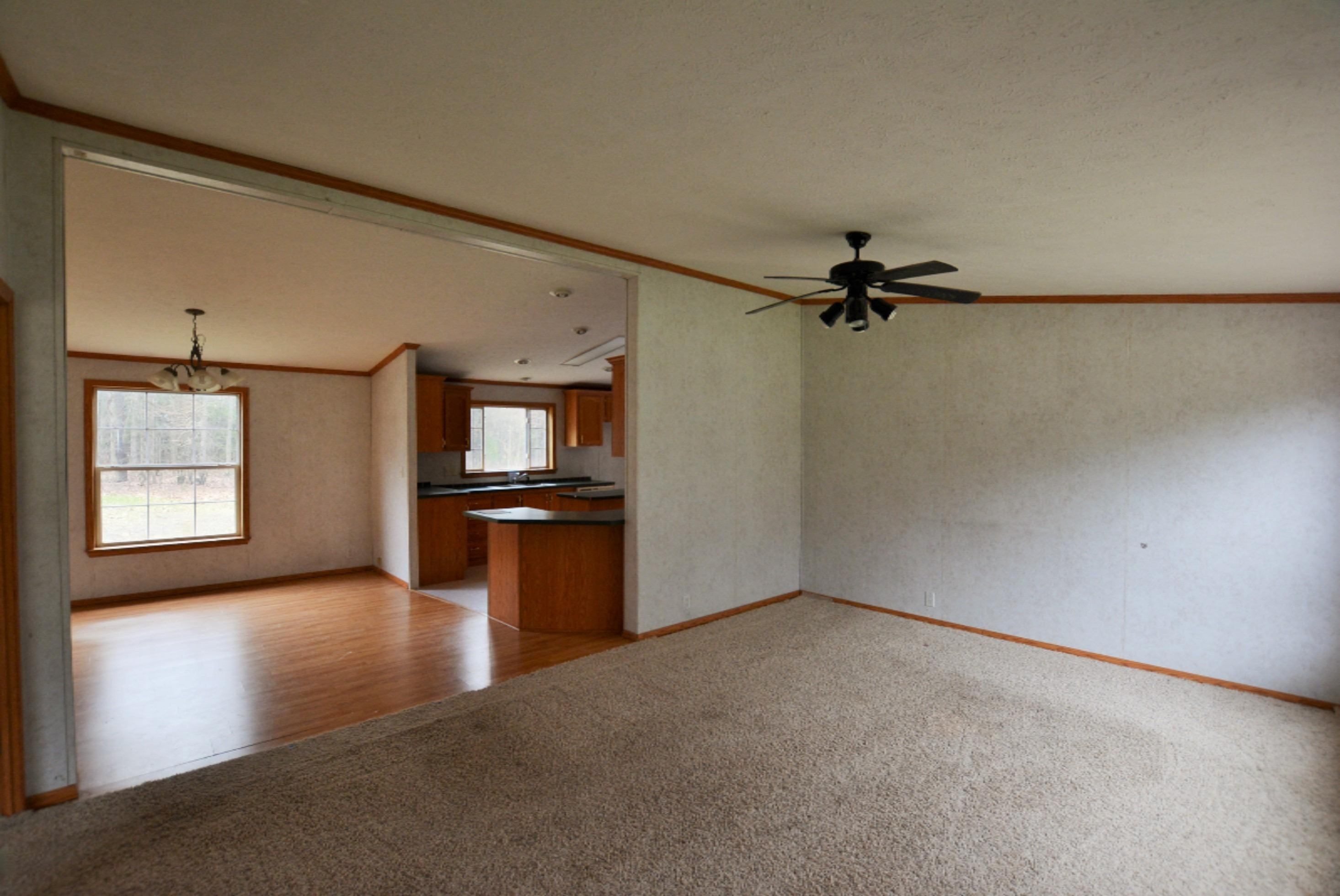 2740 Strand Road Muskegon, MI 49445 - Photo 3 of 20 2016-04-07 15.48.02