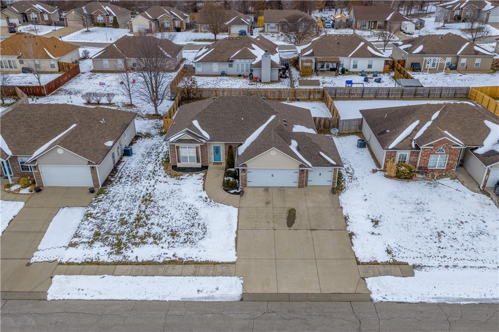 733 Burlington Road Warrensburg, MO 64093 - Photo 6 of 37