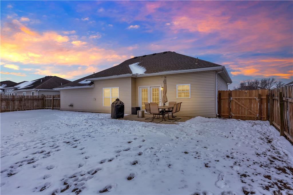 733 Burlington Road Warrensburg, MO 64093 - Photo 8 of 37