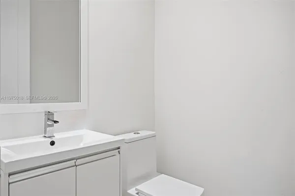 $890,000 | 6671 Northwest 105th Place, Unit 6671, Doral, FL 33178