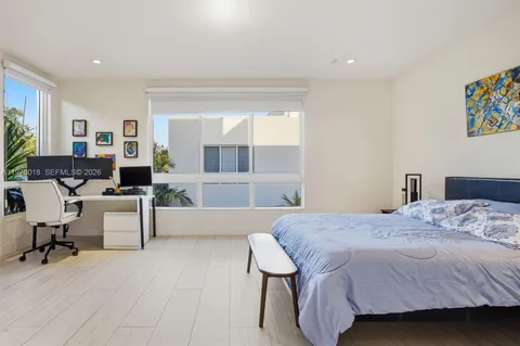 $890,000 | 6671 Northwest 105th Place, Unit 6671, Doral, FL 33178