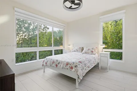 $890,000 | 6671 Northwest 105th Place, Unit 6671, Doral, FL 33178