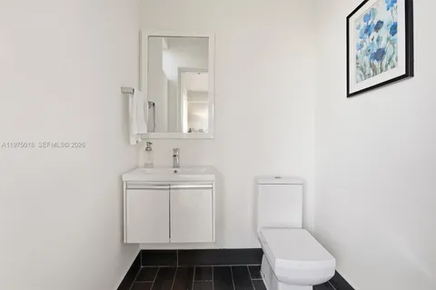 $890,000 | 6671 Northwest 105th Place, Unit 6671, Doral, FL 33178