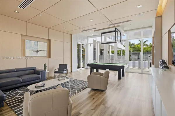 $890,000 | 6671 Northwest 105th Place, Unit 6671, Doral, FL 33178